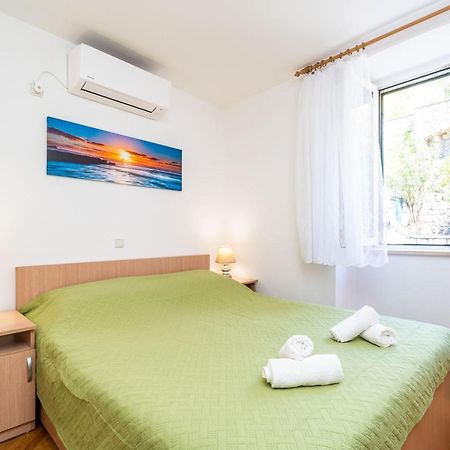 Central Apartment With Terrace Dubrovnik Kültér fotó
