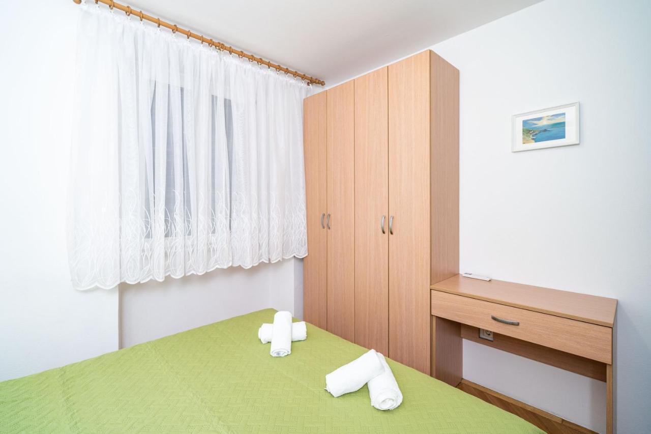 Central Apartment With Terrace Dubrovnik Kültér fotó