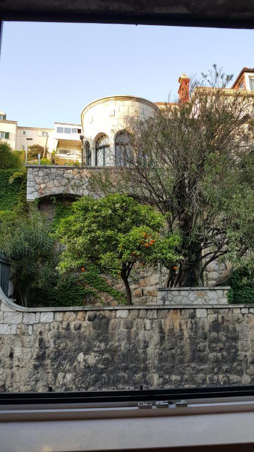Central Apartment With Terrace Dubrovnik Kültér fotó