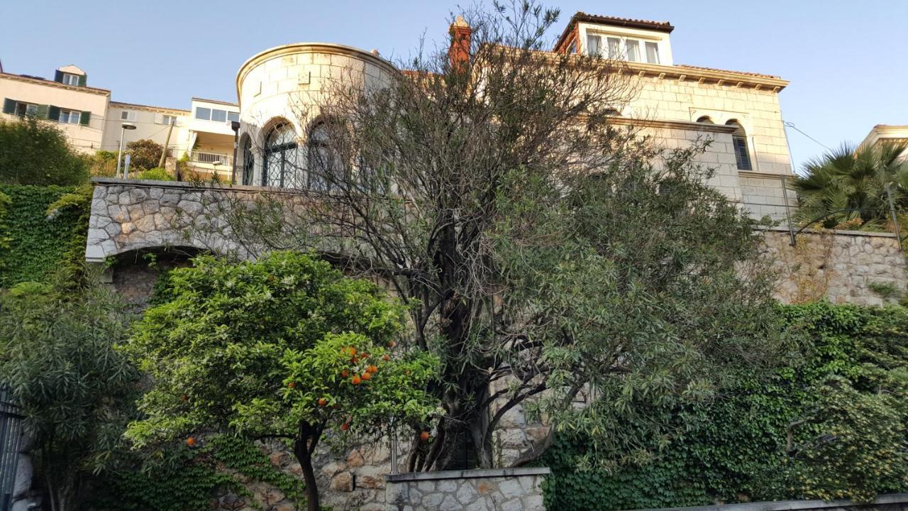 Central Apartment With Terrace Dubrovnik Kültér fotó